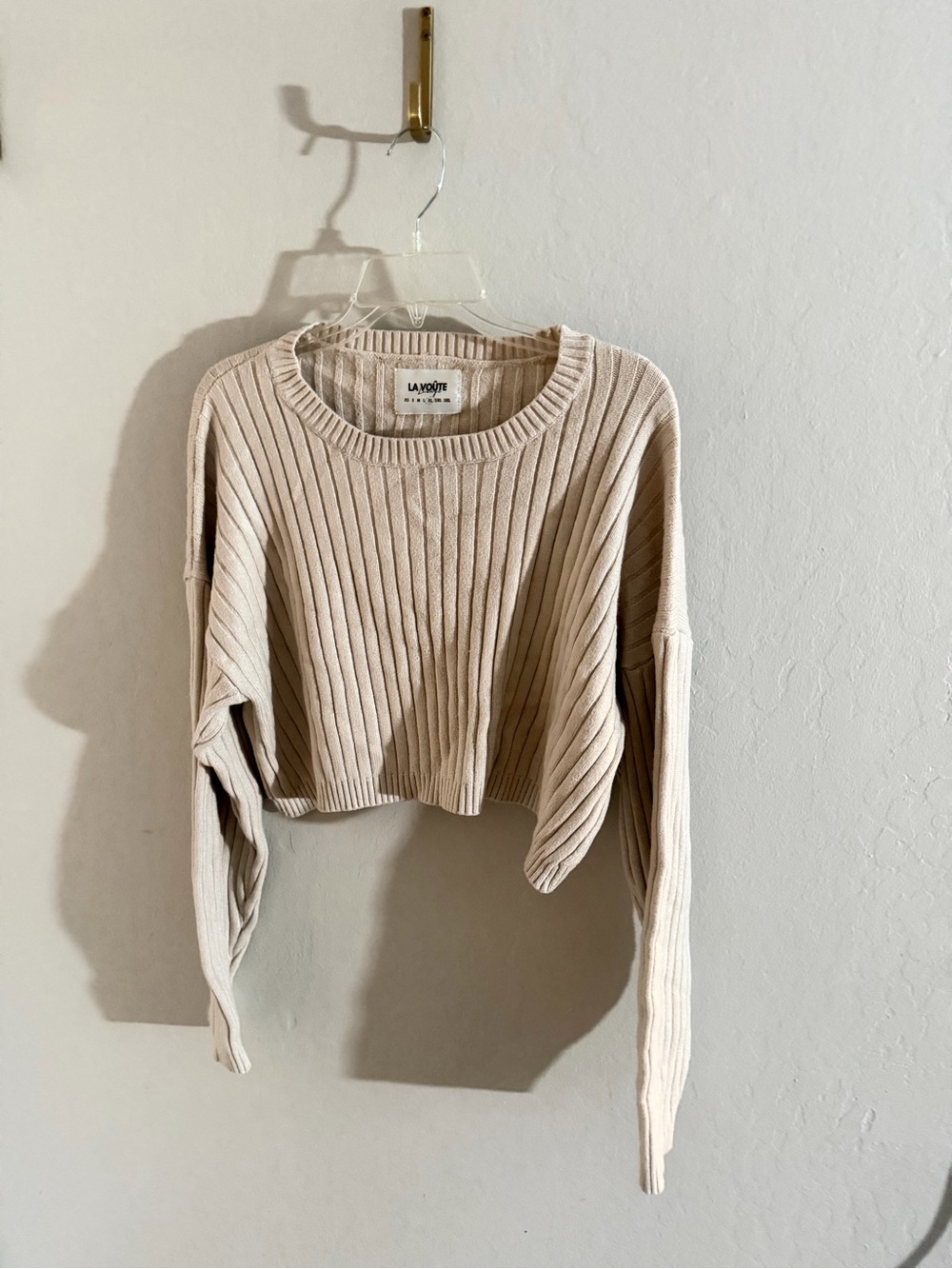 LA VOUTE Cropped Ribbed Sweater Set in Light Beige